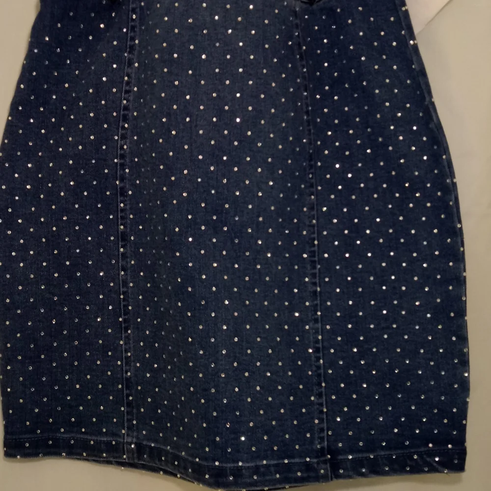 2PC SEQUINED RHINESTONE SKIRT SET by BLASHE